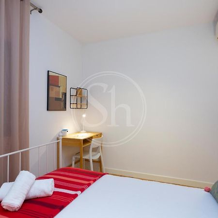 Bonito Apartamento Cerca De La Sagrada Familia Barcellona Esterno foto