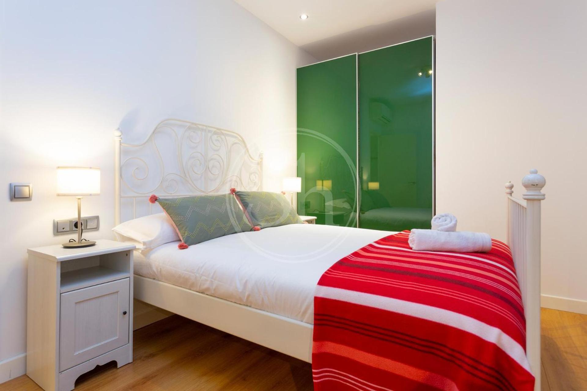 Bonito Apartamento Cerca De La Sagrada Familia Barcellona Esterno foto