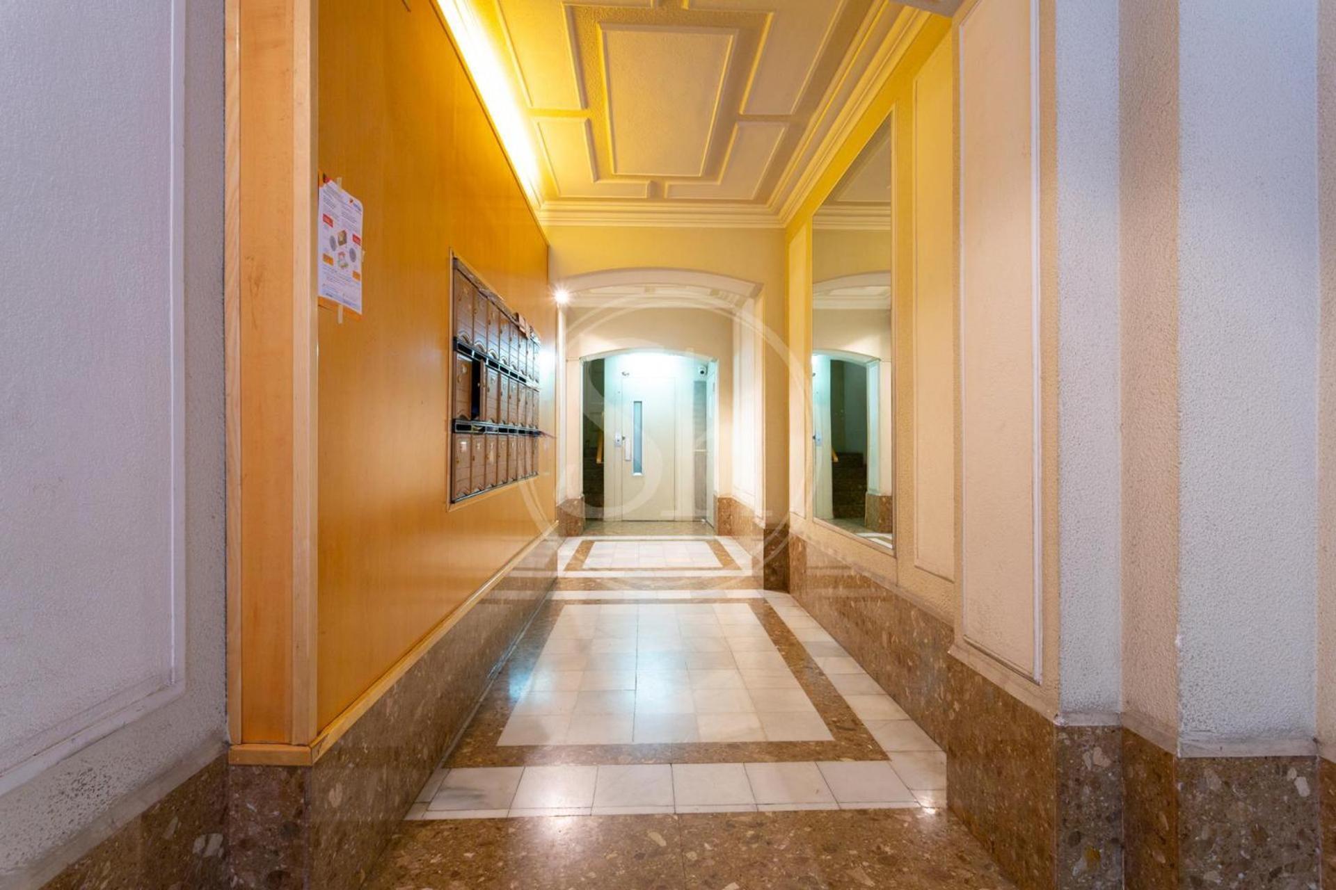 Bonito Apartamento Cerca De La Sagrada Familia Barcellona Esterno foto